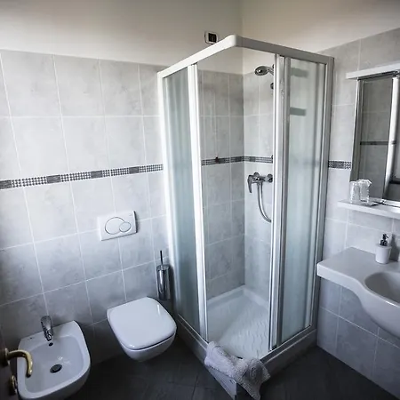 La Veranda فندق Tavarone