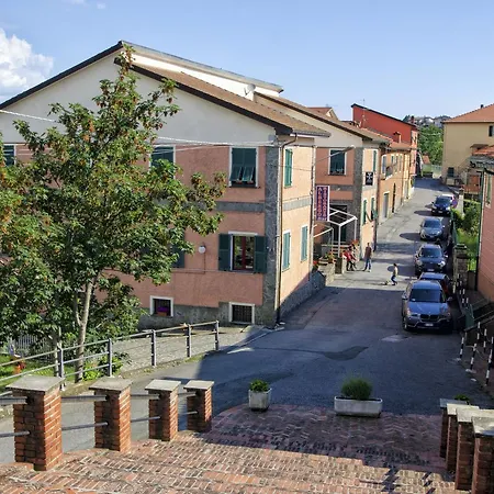 La Veranda Szálloda Tavarone